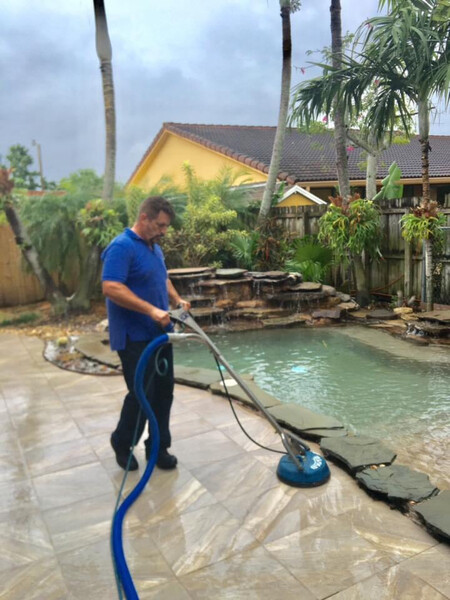 Tile & Grout Cleaning in Hialeah, FL (1)